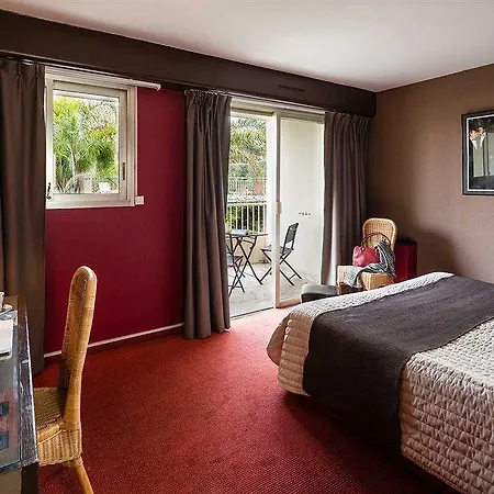 Beausejour Hotel