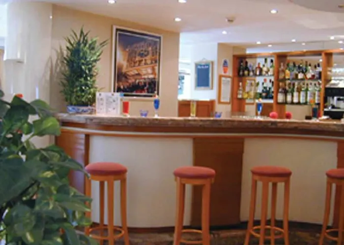 Beausejour 酒店 3*